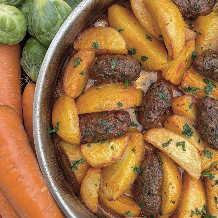 Firinda Köfte (meatballs in the oven) By Zali's cooking